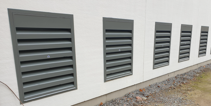 Picture of Vibratecs Louvers at Siemens facility